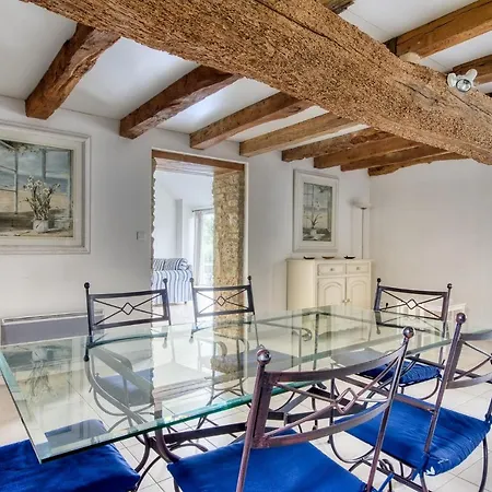 Le Blanc Villa *